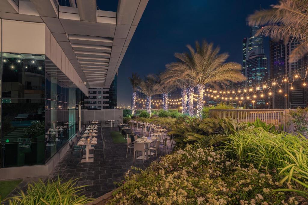VENTO CLUB - DUBAI - Gold - 19