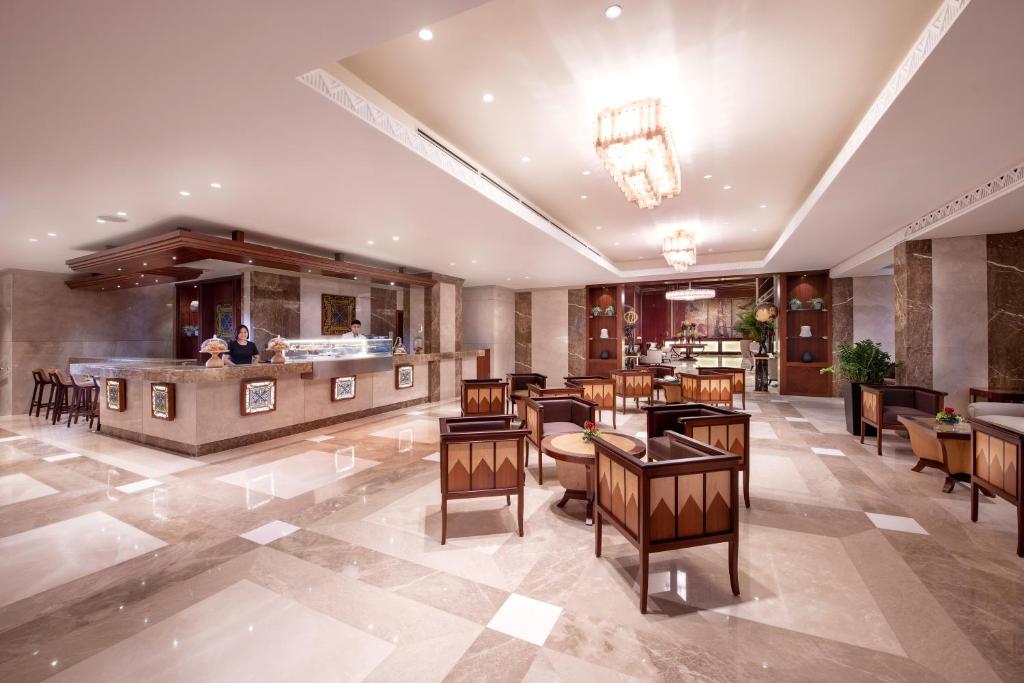 VENTO CLUB - DUBAI - Gold - 7