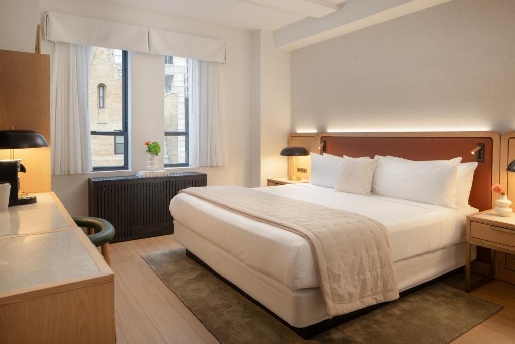 VENTO CLUB - NEW YORK - Bronze - 11